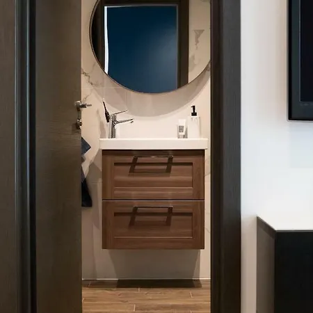 Appartement Luxurious In Heart Of *