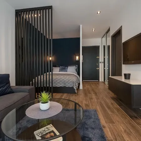 Apartment Luxurious In Heart Of